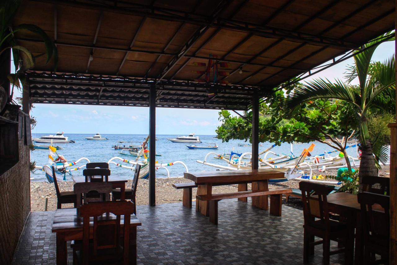 Coconut Beach Bungalows & Warung Αμέντ Εξωτερικό φωτογραφία